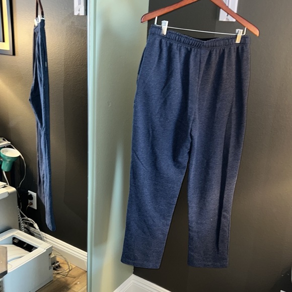 Eddie Bauer, blue sweatpants, drawstring, medium - Picture 4 of 4